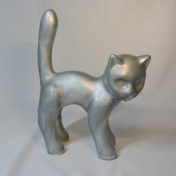 statue chat en résine argenté